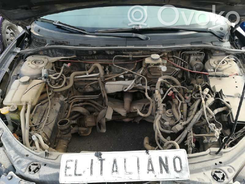 3 I 3
