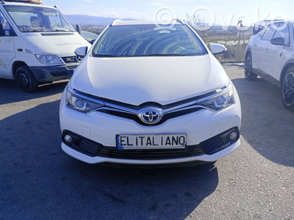 Auris E180 Auris  15F032B