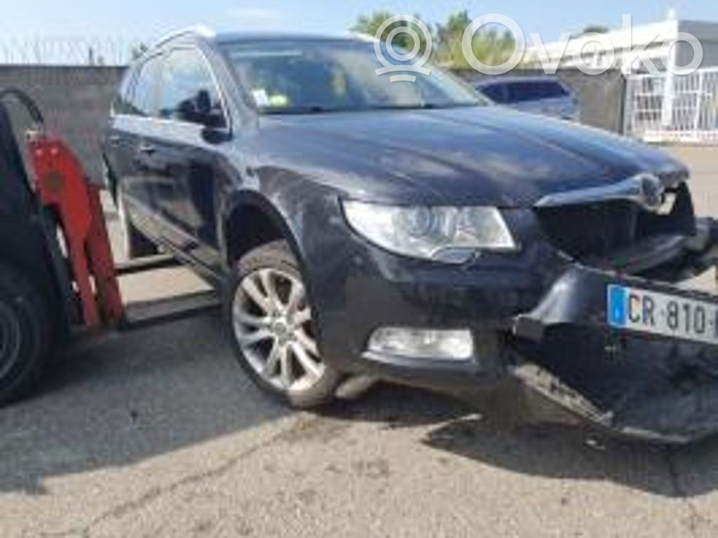 Superb B6 (3T) Superb  5K0121251AA