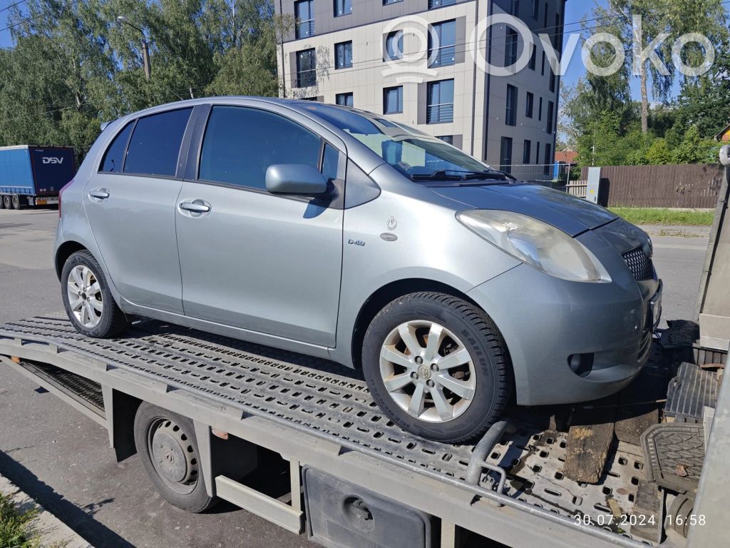 Yaris Yaris  897800D010