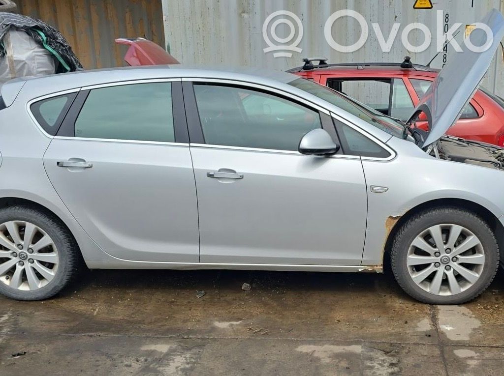 Astra J Astra  13322672