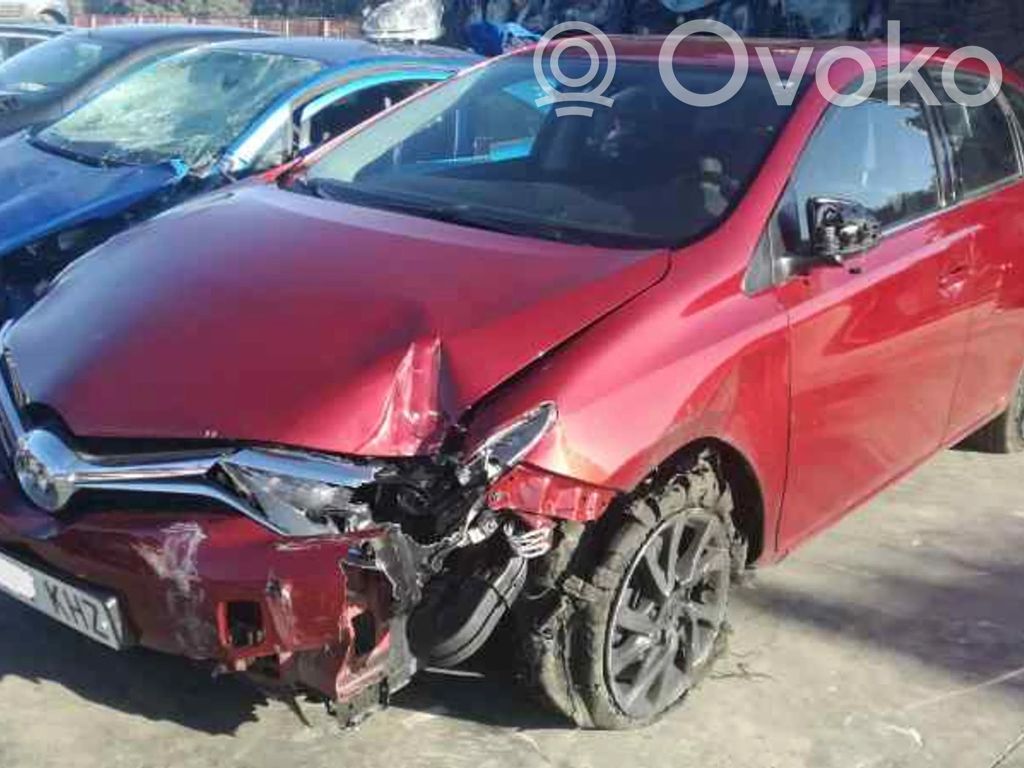 Auris E180 Auris  270600Y230