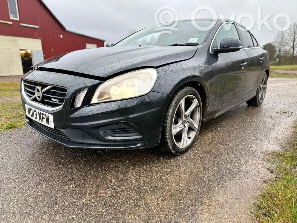 S60 S60  31285399
