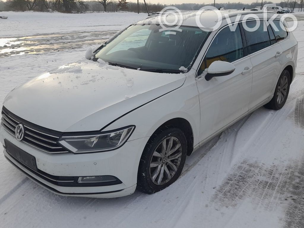 PASSAT B8 Passat  5Q0816411