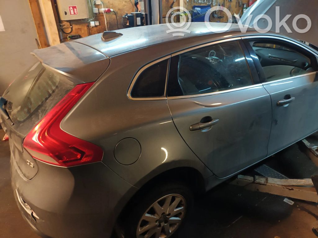 V40 S40, V40  31338474