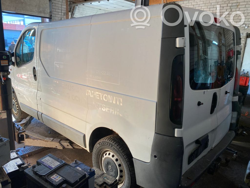 Vivaro Vivaro  7700111957