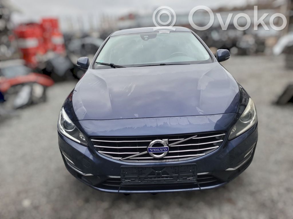 V60 V60, V60 Cross Country  0258017456