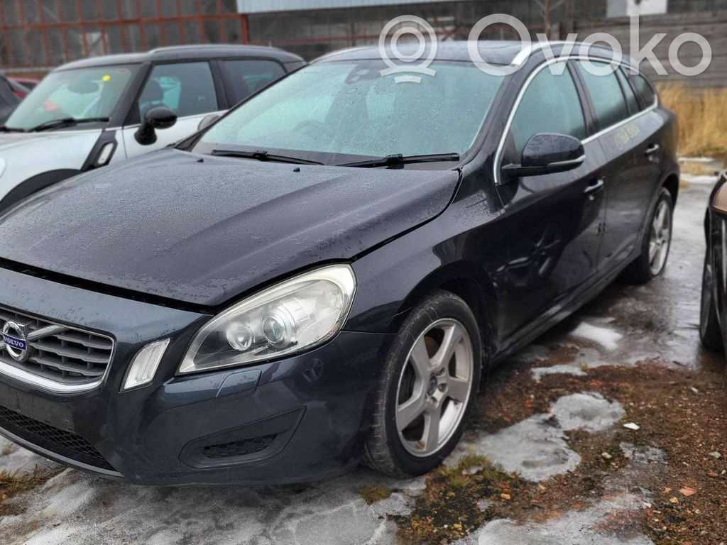 V60 V60, V60 Cross Country  31216308
