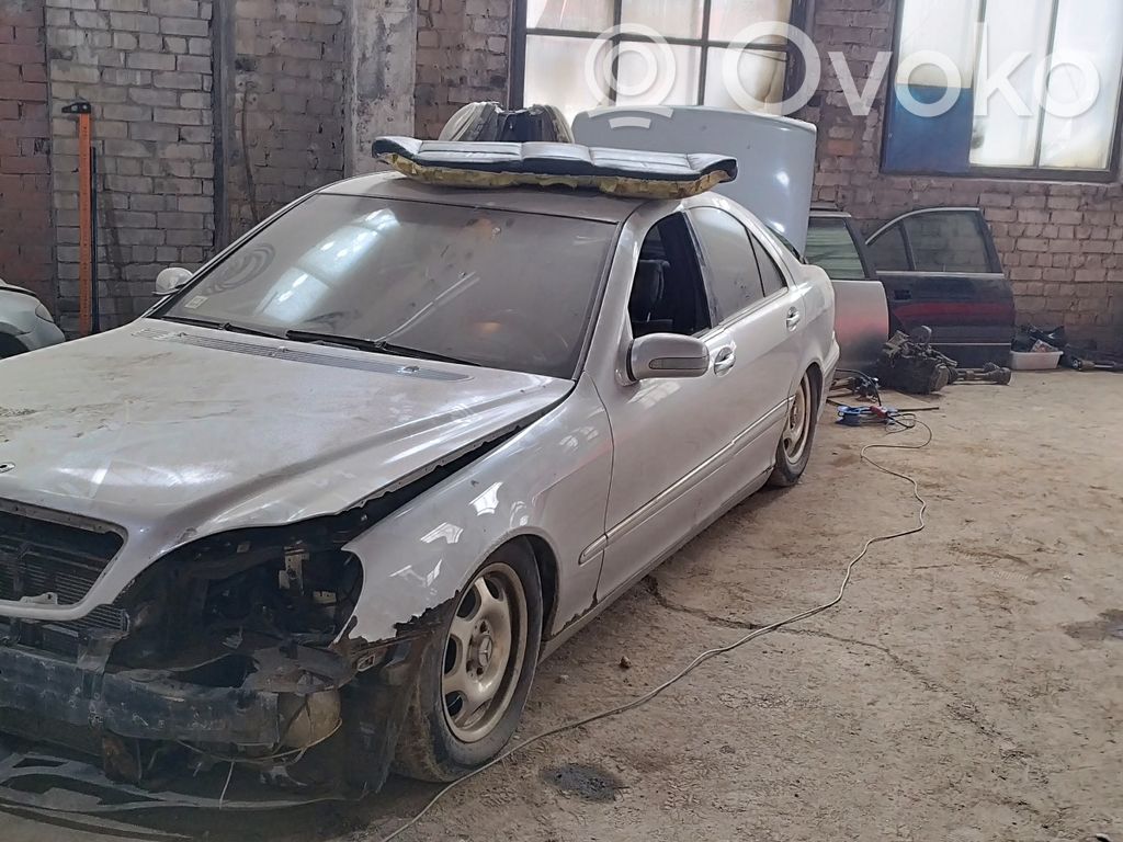 S W220 S-class, AMG (W126, W140, W220, W221, W222)  A2208200202