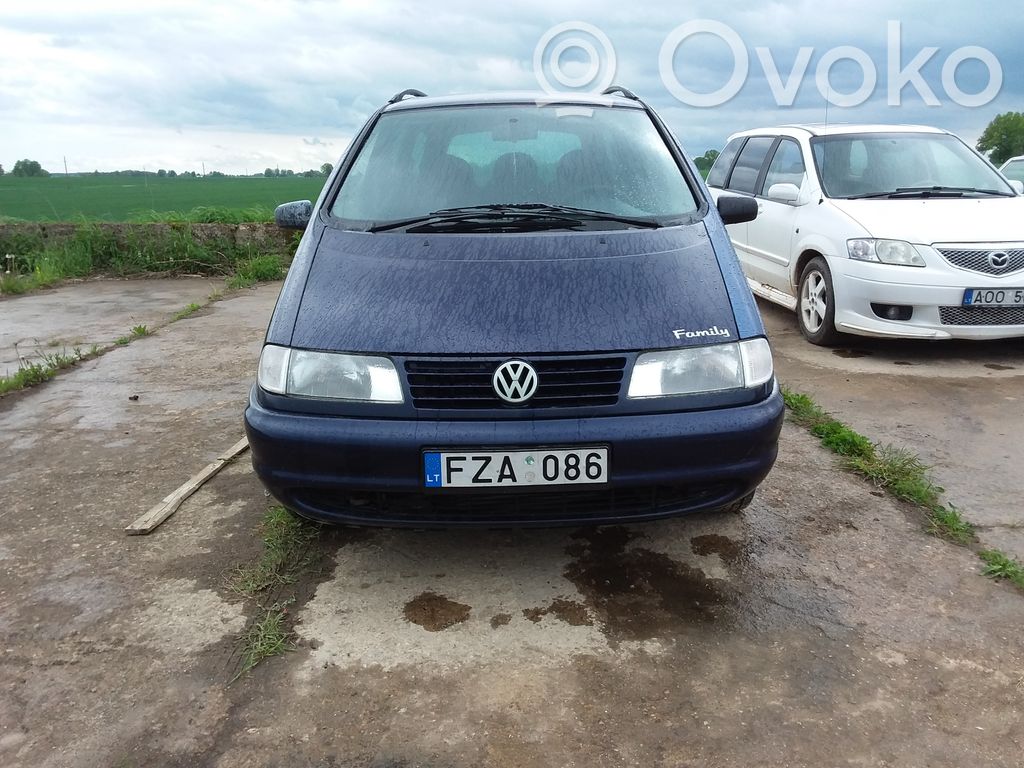 Sharan Sharan  7M0920800S