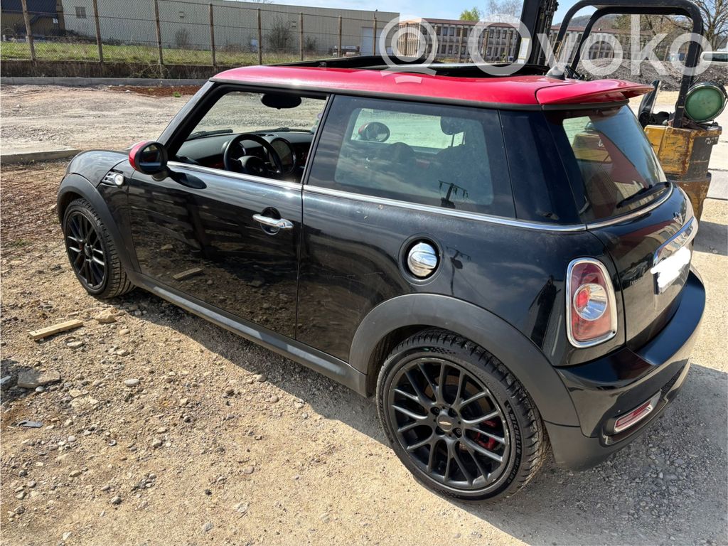 One - Cooper Coupe R56 One/Cooper Coupe R56
