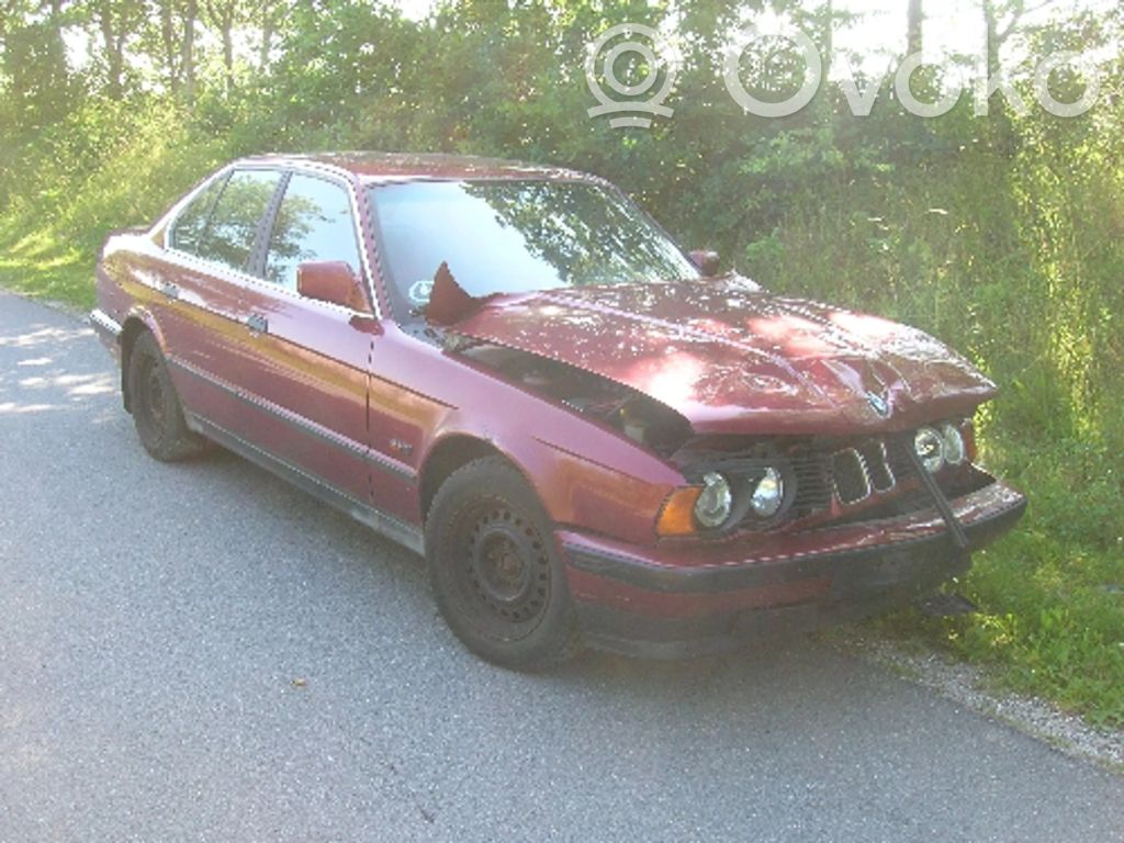 5 E34 Series 5  51218168924