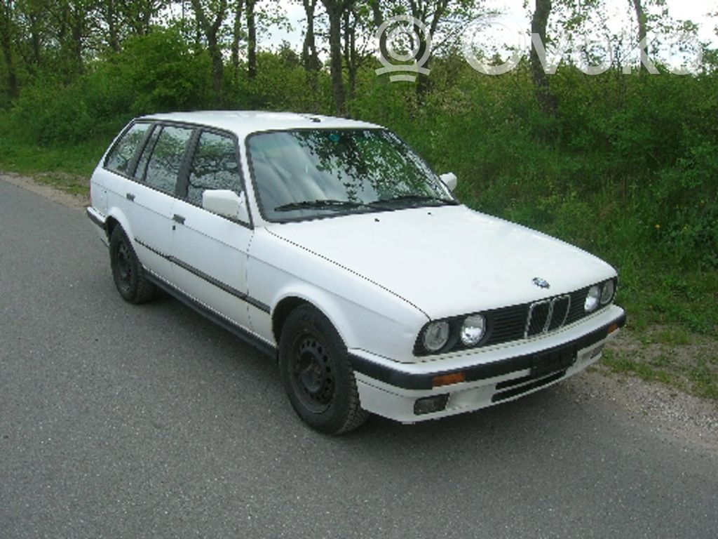 3 E30 Series 3  51161965779