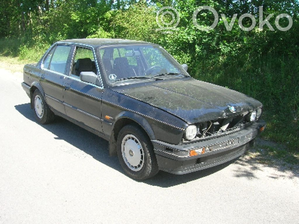 3 E30 Series 3  63131380962