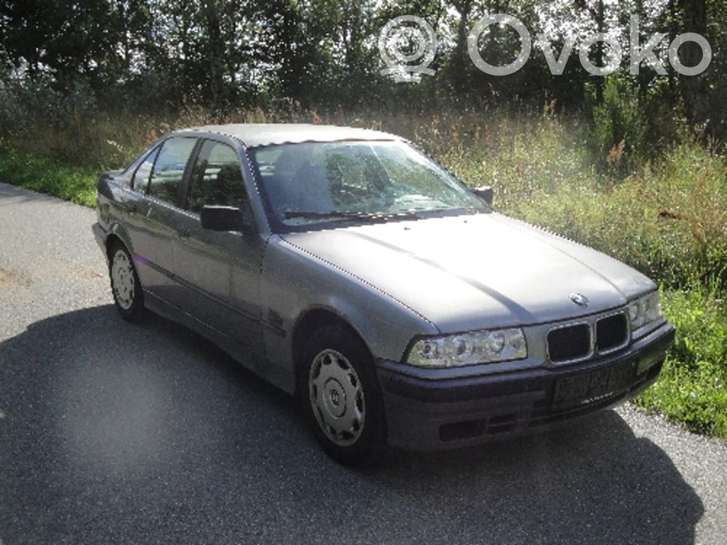 3 E36 Series 3  64118390434