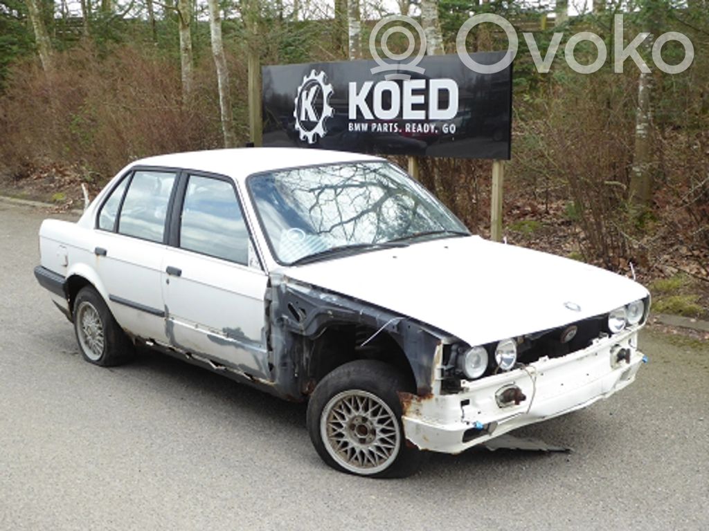3 E30 Series 3  61311371909
