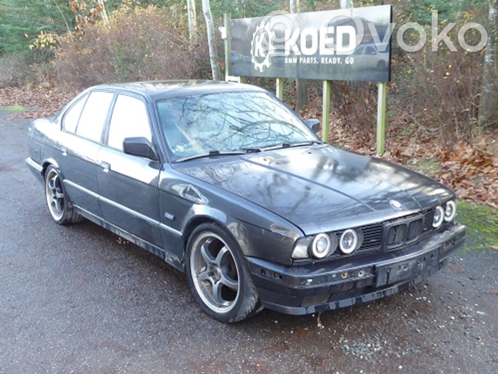 5 E34 Series 5  61358360104