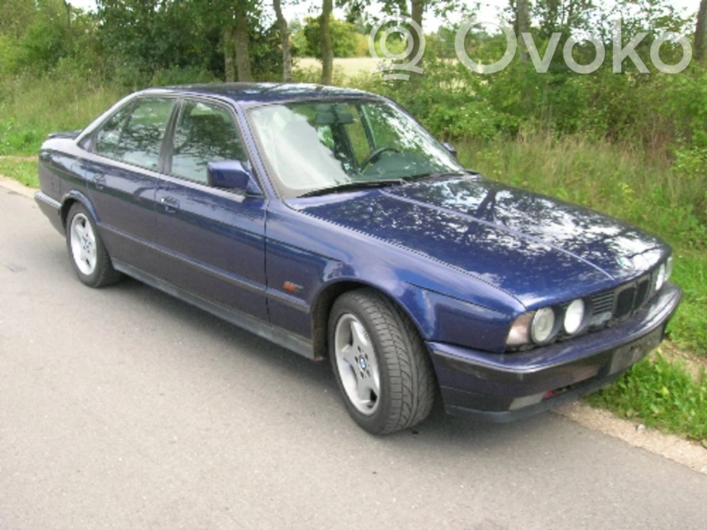 5 E34 Series 5  62111388048