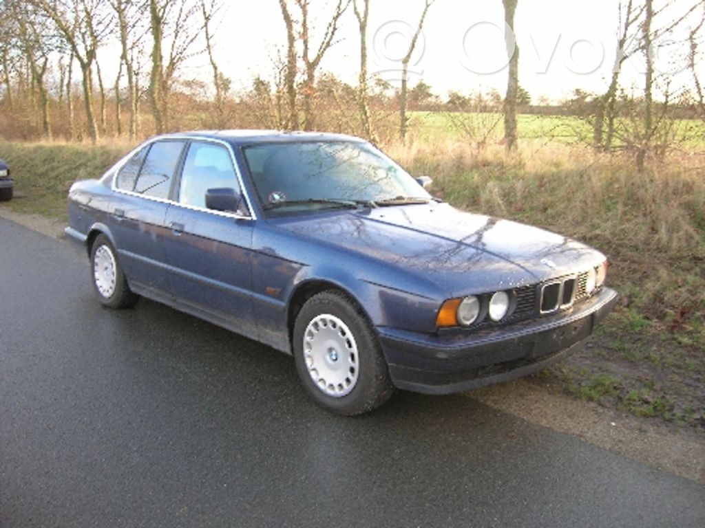 5 E34 Series 5  13711719960