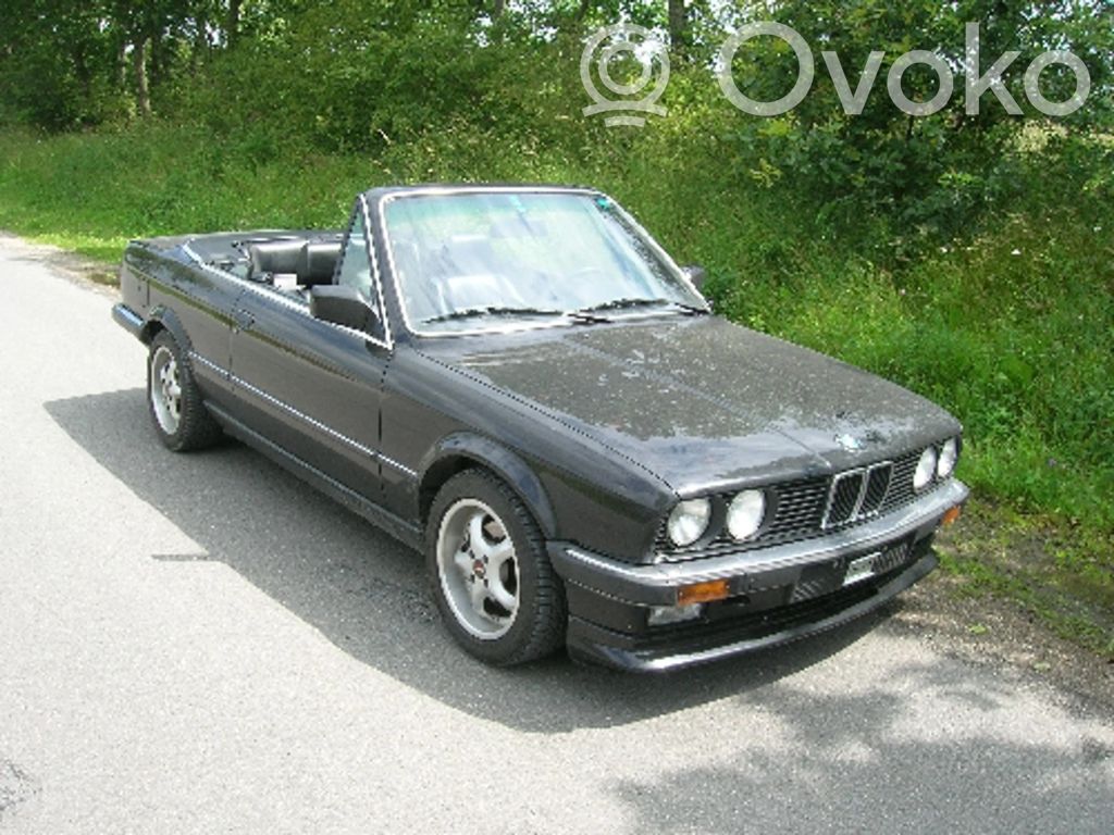 3 E30 Series 3  64231376849