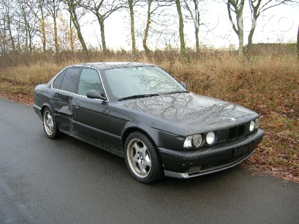 5 E34 Series 5  32311093321