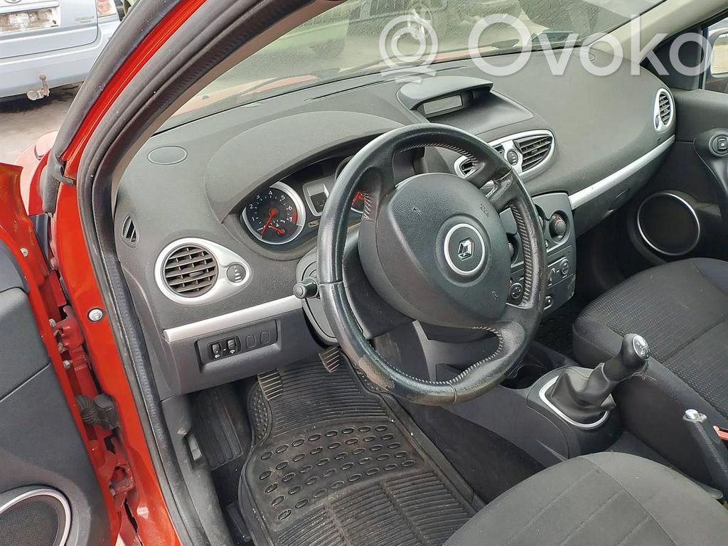Clio III Clio  D4FH784