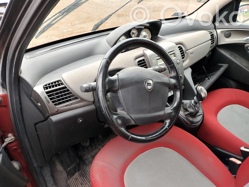 Ypsilon Ypsilon  0580314020