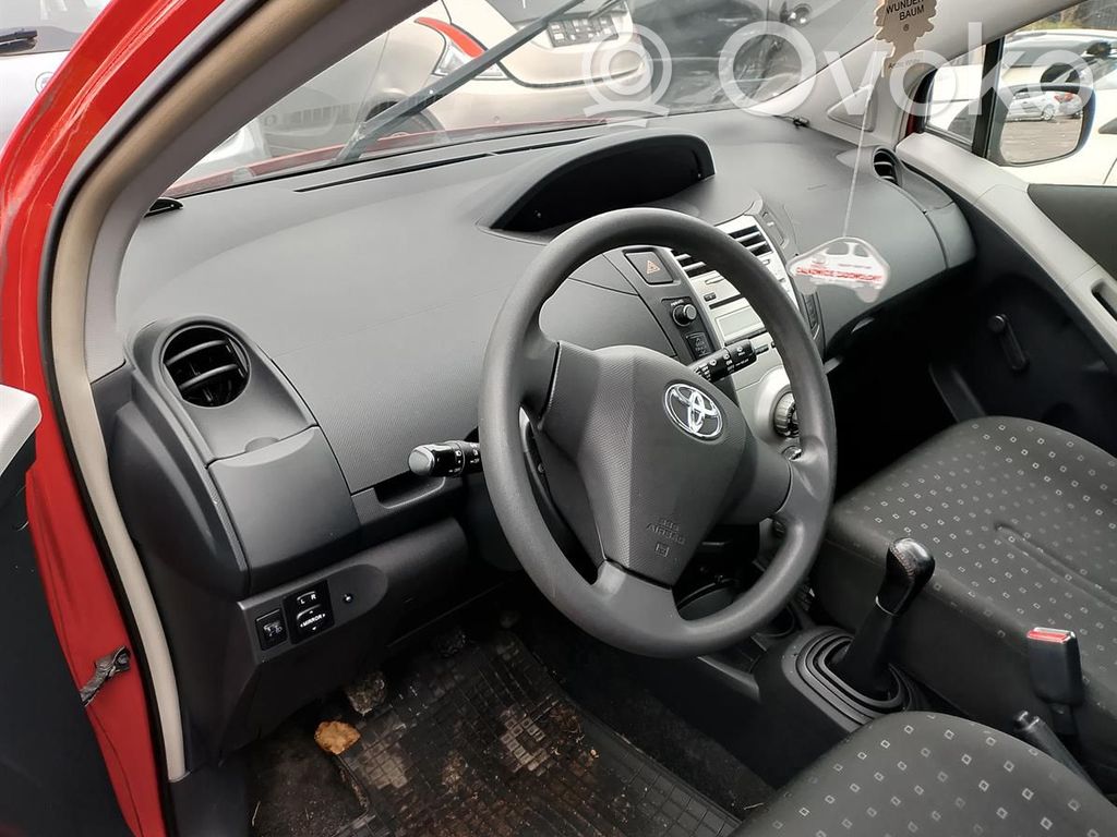 Yaris Yaris  3P0