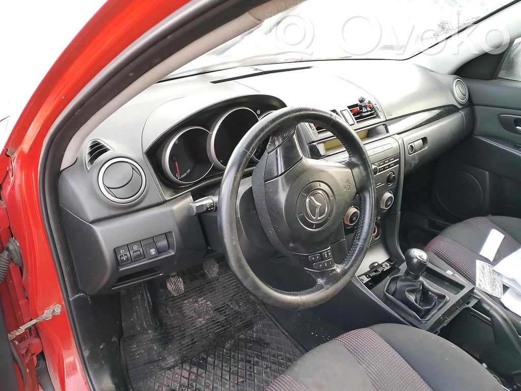 3 I 3