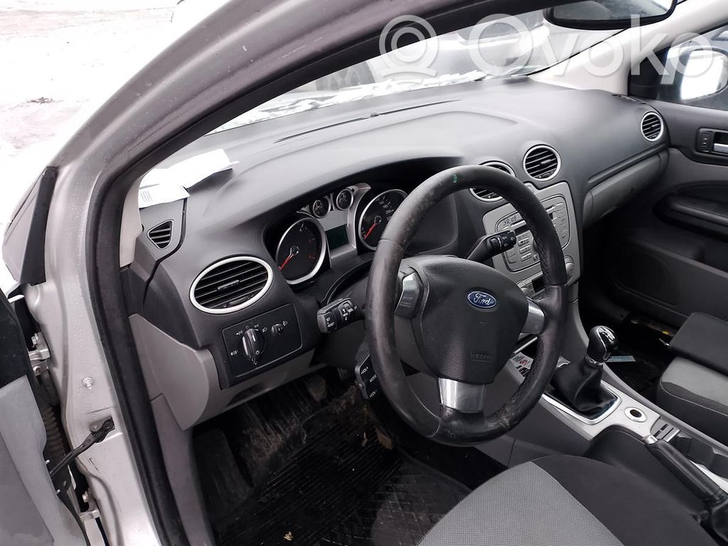 Focus Focus  4M5T11000KD