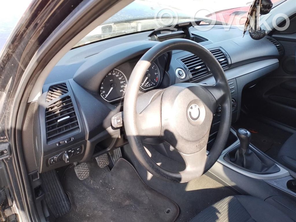 1 E81 E87 Series 1  7561067