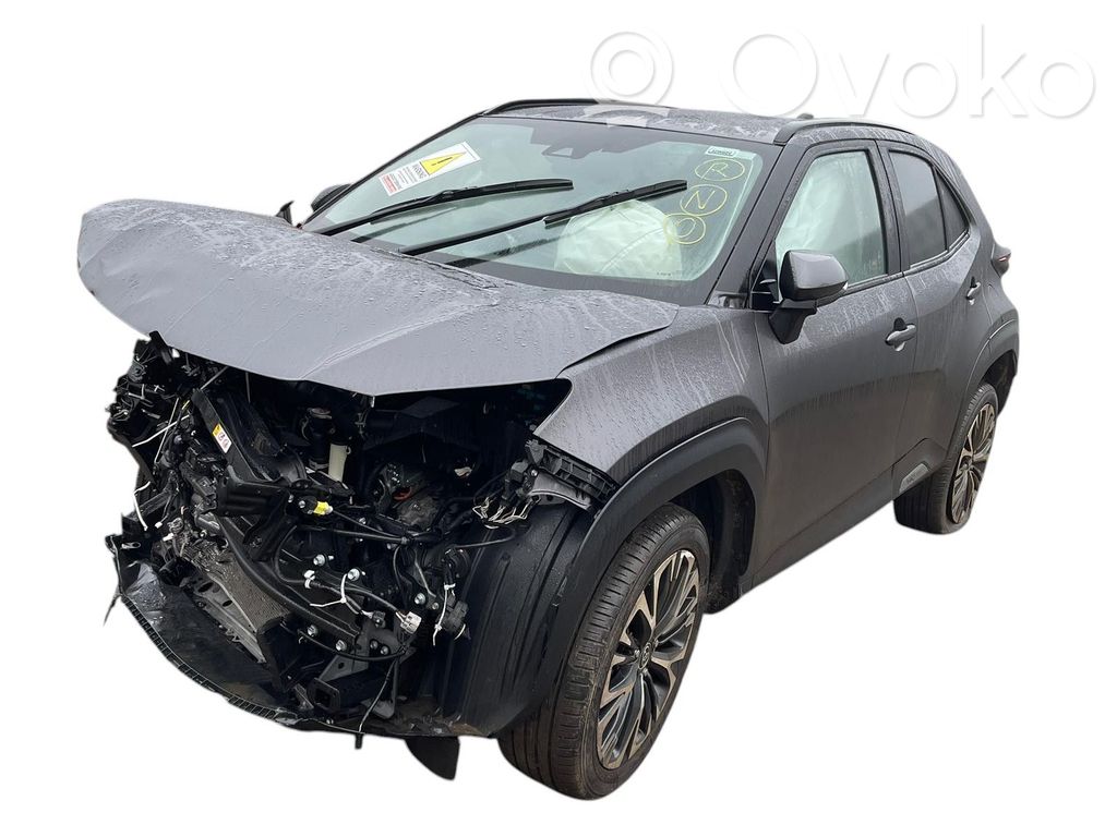 Yaris Cross Yaris Cross  525910D541