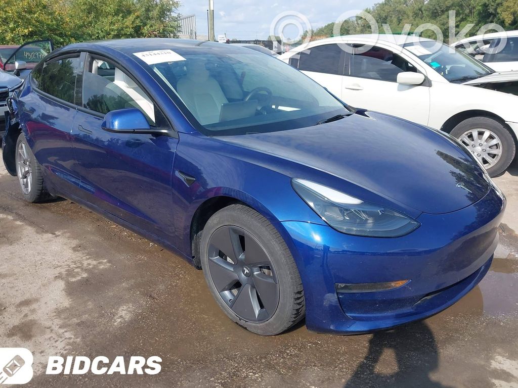 Model 3 Tesla Model 3  112750308C