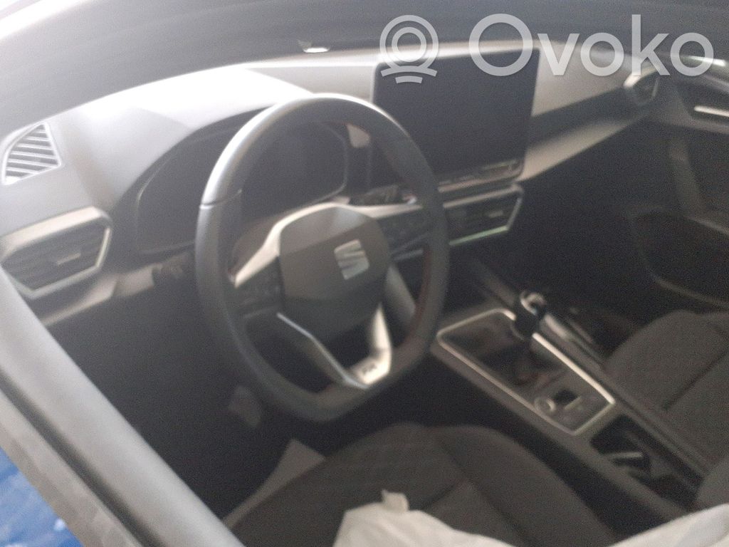 Leon IV Leon  5FA833052B
