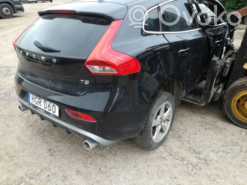 V40 S40, V40  31409155