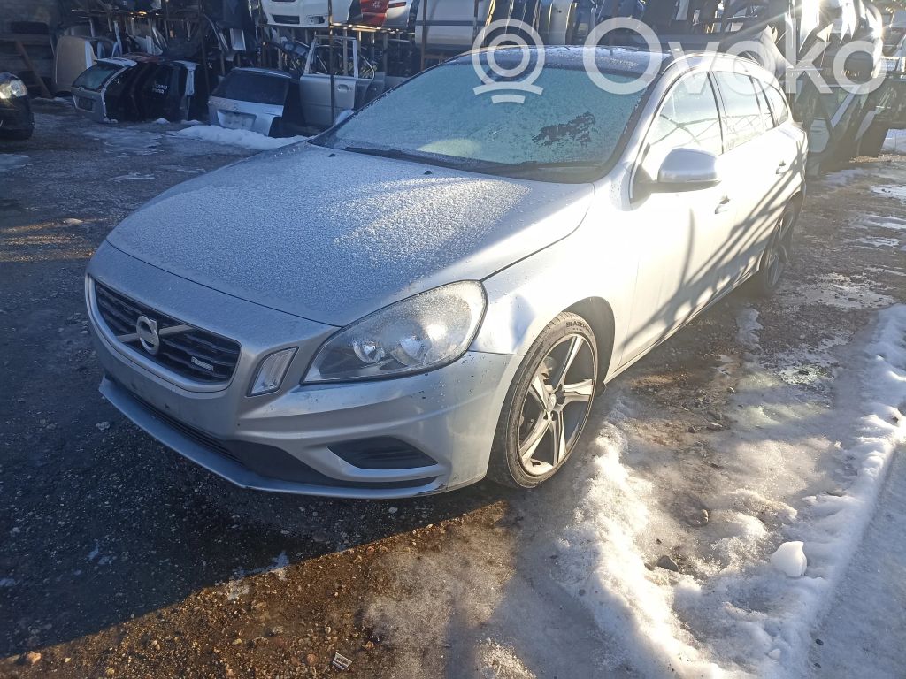 V60 V60, V60 Cross Country