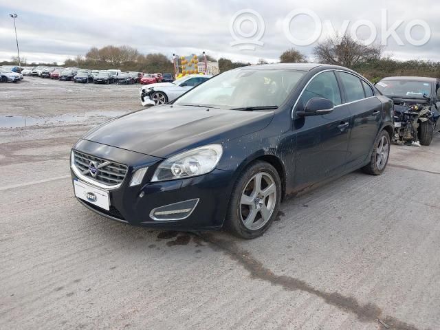 S60 S60  30786848
