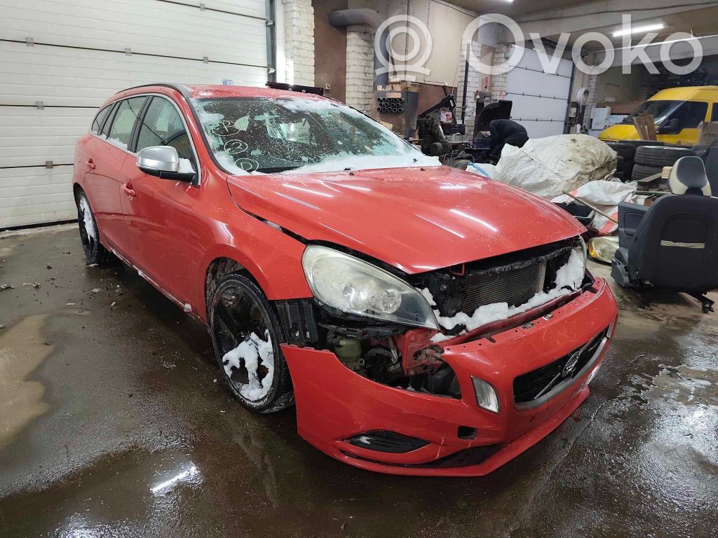 V60 V60, V60 Cross Country