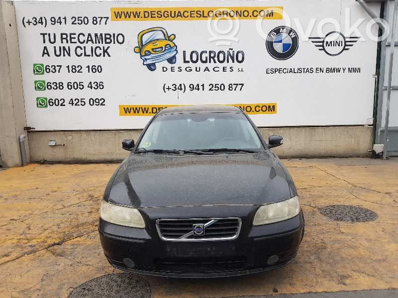 S60 S60  39985809