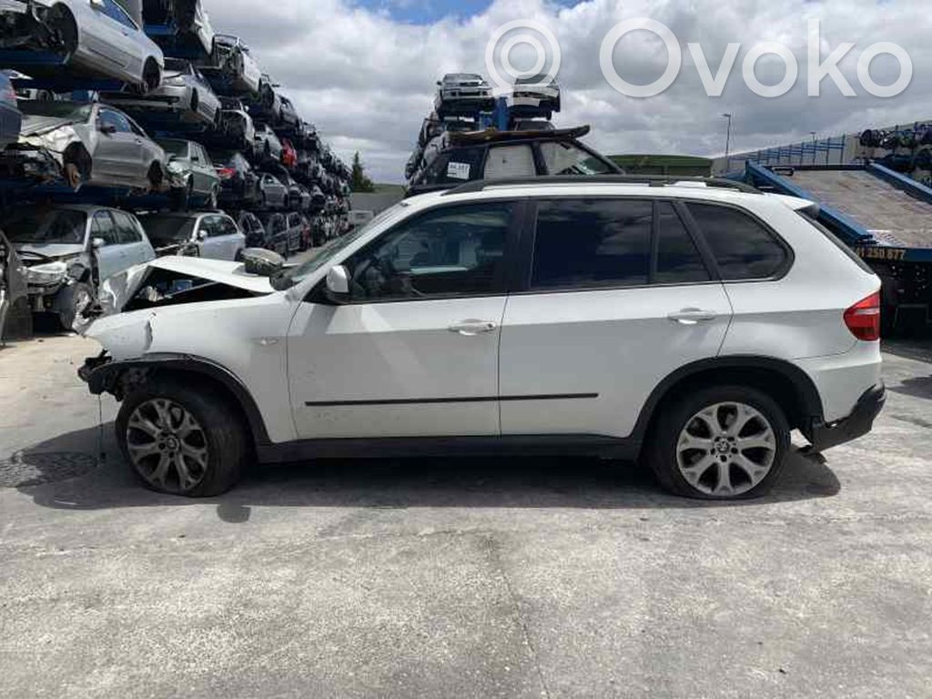 X5 E70 X5  72117161059