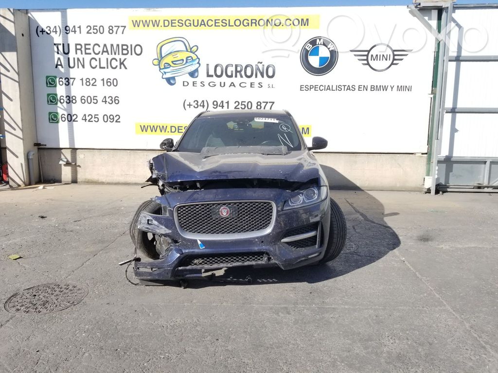 F-Pace F-Pace  T2H8144