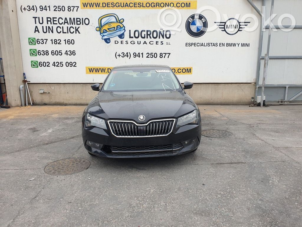 Superb B8 (3V) Superb  5Q1723503H