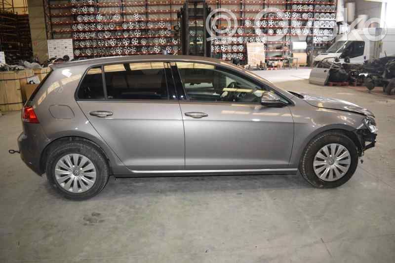 Golf VII Golf  04E906262