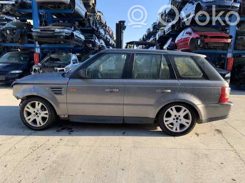 Range Rover Sport L320 Range Rover  LR052110
