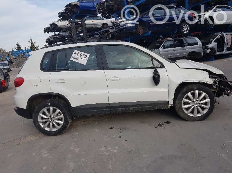 Tiguan Tiguan  5N0627550D