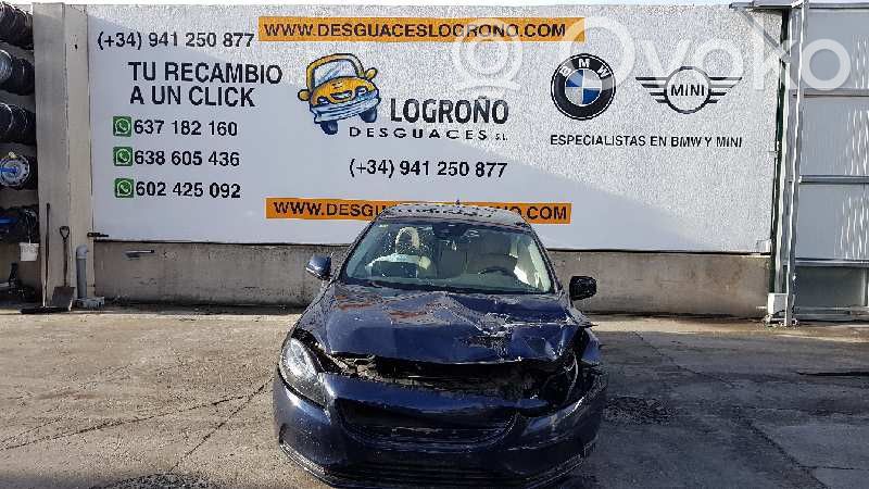 V40 Cross country V40 Cross Country  31298282