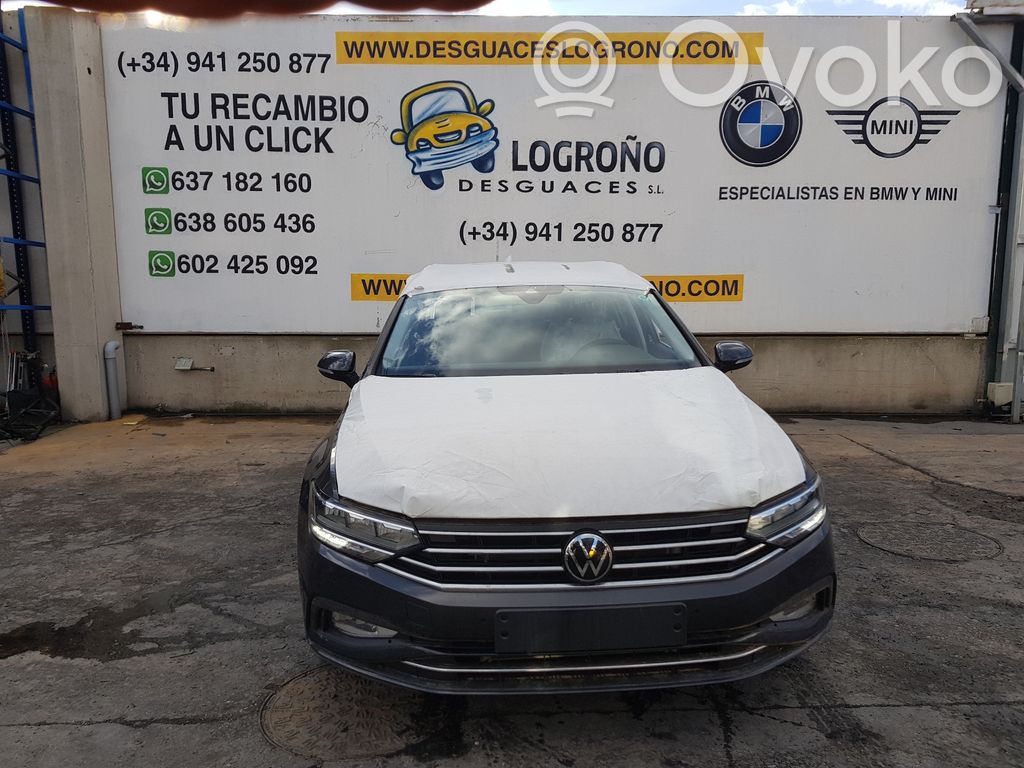 PASSAT B8 Passat  3G0867233L
