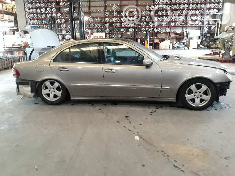 E W211 E-class, AMG (W124, W210, W211, W212, W213, C207, W238)  A2118203226