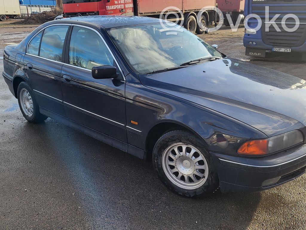 5 E39 Series 5  8363662