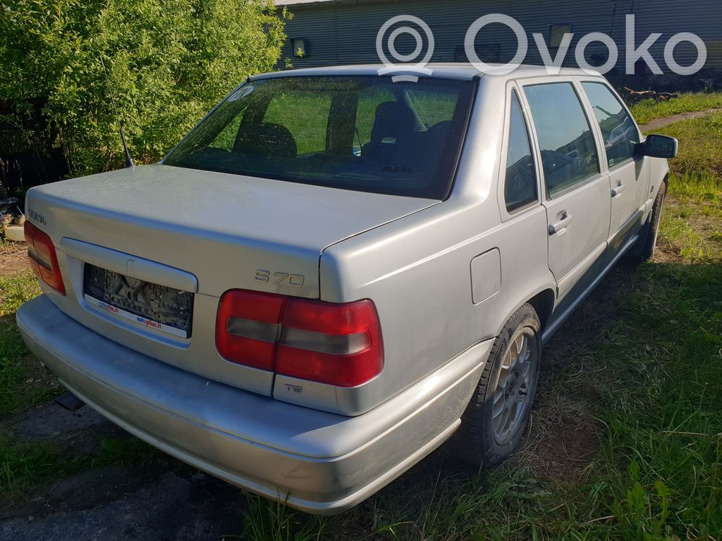 S70  V70  V70 XC S70, V70, V70 XC  3545971